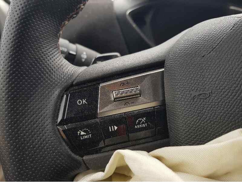 Recambio de volante para ds 3 crossback performance line referencia OEM IAM 98493443ZD  