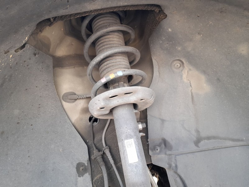 Recambio de amortiguador delantero derecho para volkswagen golf vi (5k1) 1.6 tdi referencia OEM IAM 1K0413031BF  