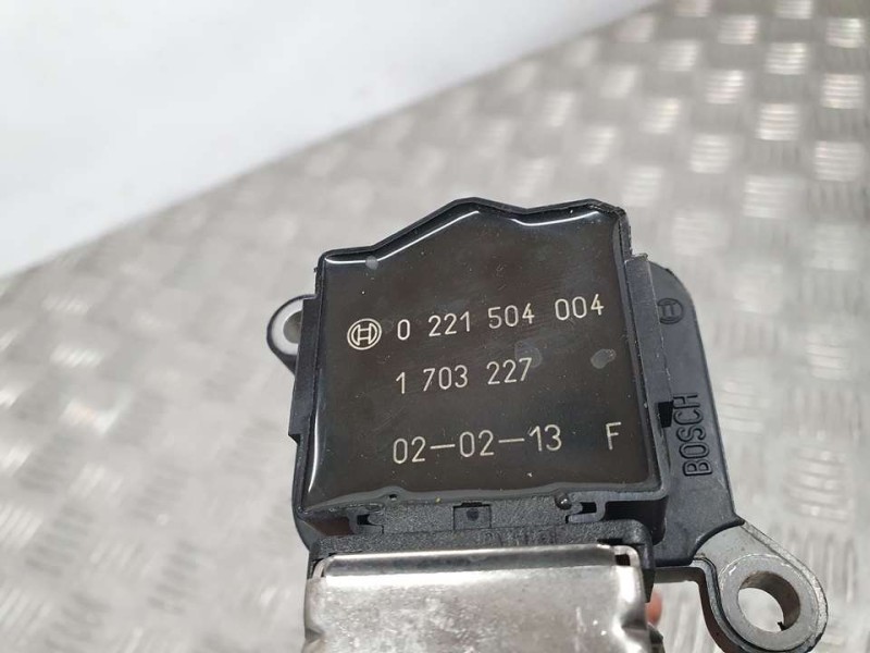Recambio de bobina encendido para bmw x5 (e53) 3.0i referencia OEM IAM 1703227 0221504004 BOSCH