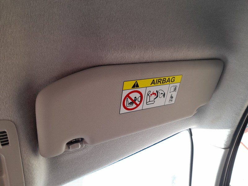 Recambio de parasol derecho para citroën c3 iii (sx) 1.5 bluehdi 100 (sxyhyp, sxyhtu) referencia OEM IAM   