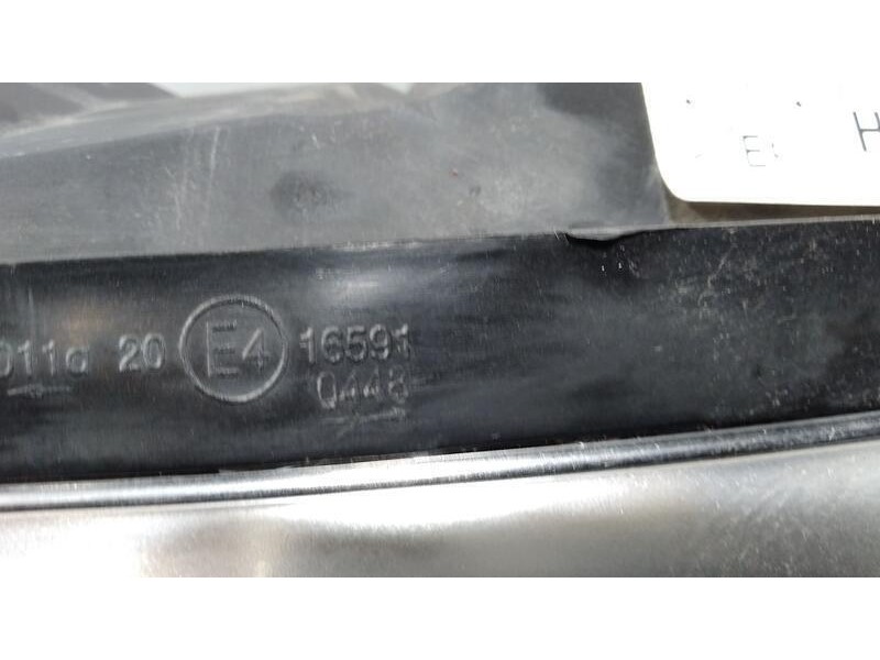 Recambio de faro derecho para kia venga concept referencia OEM IAM 921021P000  