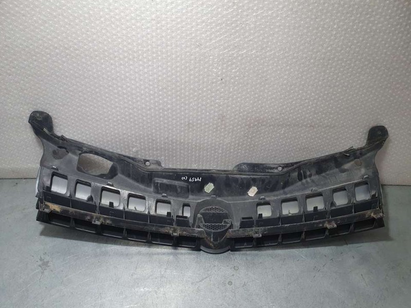 Recambio de rejilla delantera para opel astra h berlina elegance referencia OEM IAM 13108463  