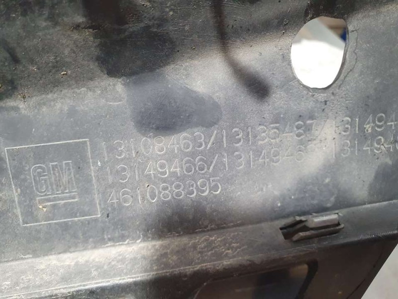 Recambio de rejilla delantera para opel astra h berlina elegance referencia OEM IAM 13108463  