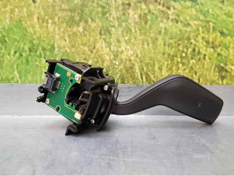 Recambio de mando intermitentes para ford fiesta (ce1) trend referencia OEM IAM H1BT13335BB  