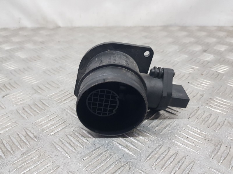 Recambio de caudalimetro para audi a3 (8p1) 1.9 tdi referencia OEM IAM 038906461B BOSCH 0281002531