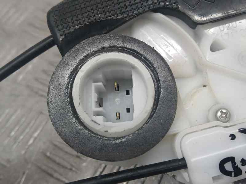 Recambio de cerradura puerta trasera derecha para toyota yaris active referencia OEM IAM 02014110F1  ELECTRICA 2 PINS