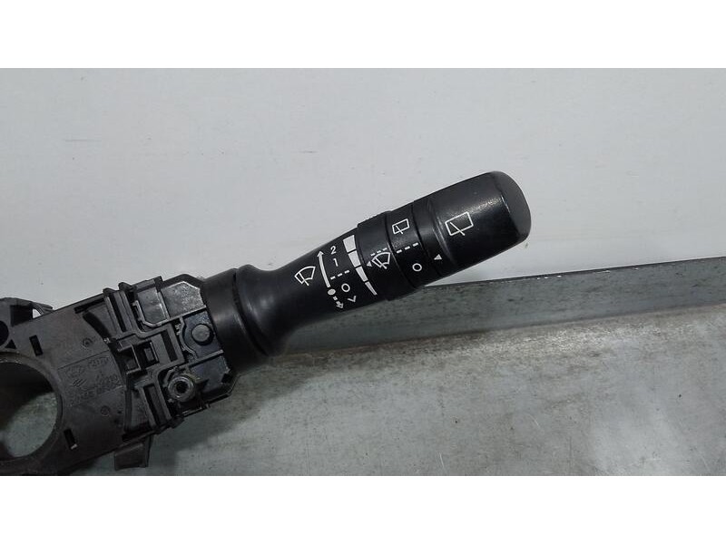 Recambio de mando luces y limpia para kia venga concept referencia OEM IAM 934202k560 934101m520 