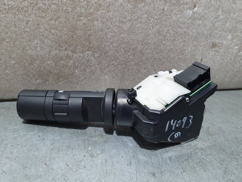 Recambio de mando limpia para nissan qashqai (j10) acenta referencia OEM IAM 25260JD01A  