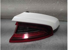 PILOTO TRASERO DERECHO 92402J5 EXTERIOR