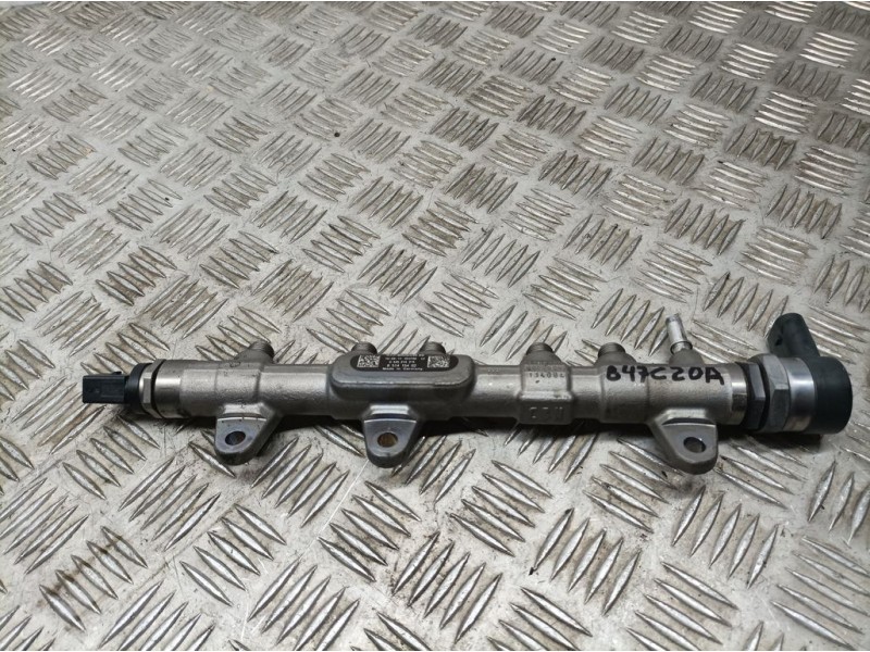 Recambio de rampa inyectora para bmw serie x1 (f48) 2.0 16v turbodiesel referencia OEM IAM 851415402 0445214315 BOSCH