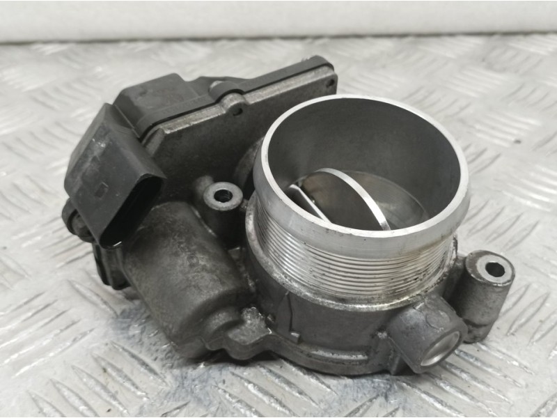 Recambio de caja mariposa para volkswagen crafter caja cerrada caja cerrada 35 referencia OEM IAM 076128063A A2C53249826 SIEMENS