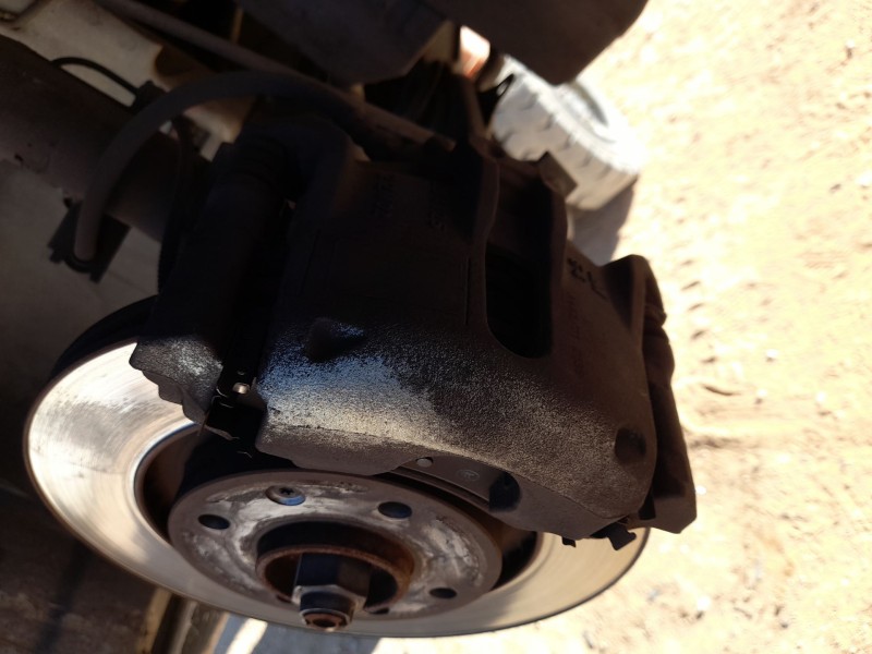 Recambio de pinza freno delantera derecha para citroën c3 iii (sx) 1.5 bluehdi 100 (sxyhyp, sxyhtu) referencia OEM IAM 161729218