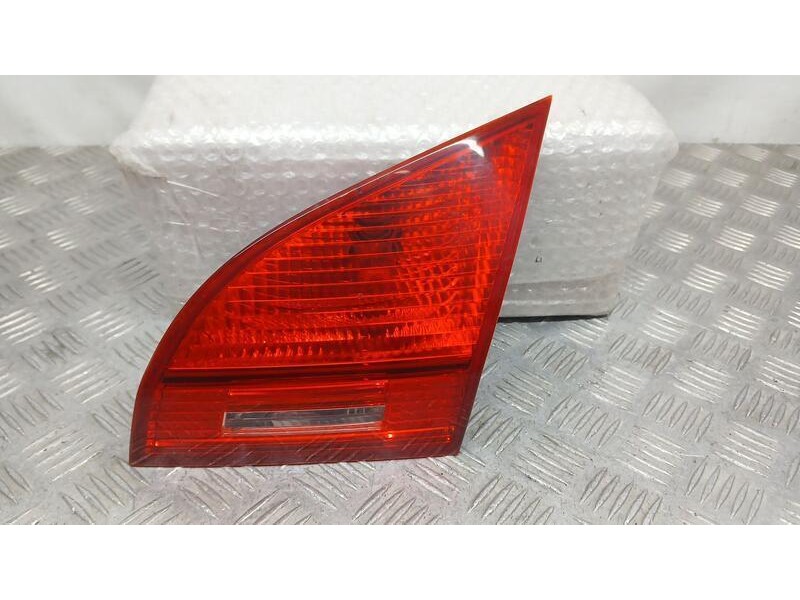 Recambio de piloto trasero derecho para kia venga concept referencia OEM IAM 924061P000 ROZADO 