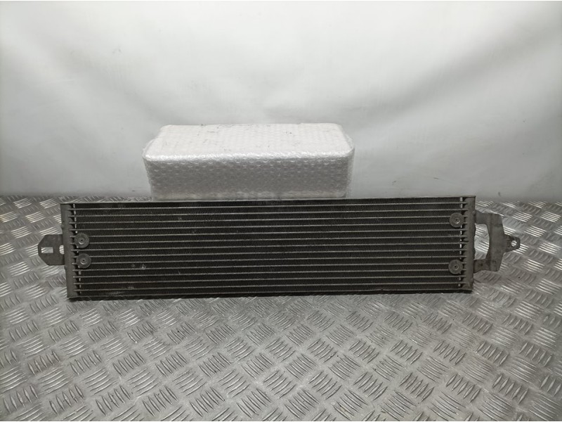 Recambio de radiador caja cambios para porsche cayenne (typ 9pa) turbo referencia OEM IAM 7L0317019 85984 BEHR