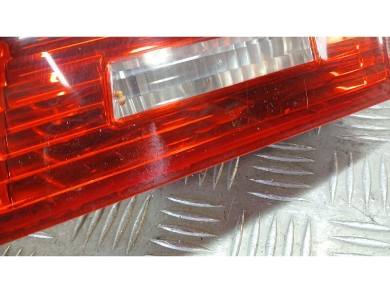 Recambio de piloto trasero derecho para kia venga concept referencia OEM IAM 924061P000 ROZADO 