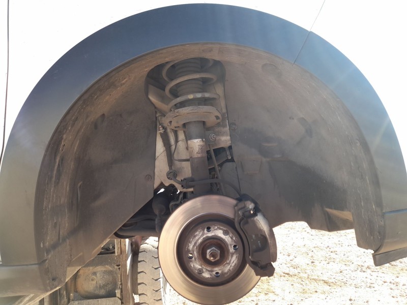 Recambio de plastico pase rueda del. dch. para citroën c3 iii (sx) 1.5 bluehdi 100 (sxyhyp, sxyhtu) referencia OEM IAM 981193118