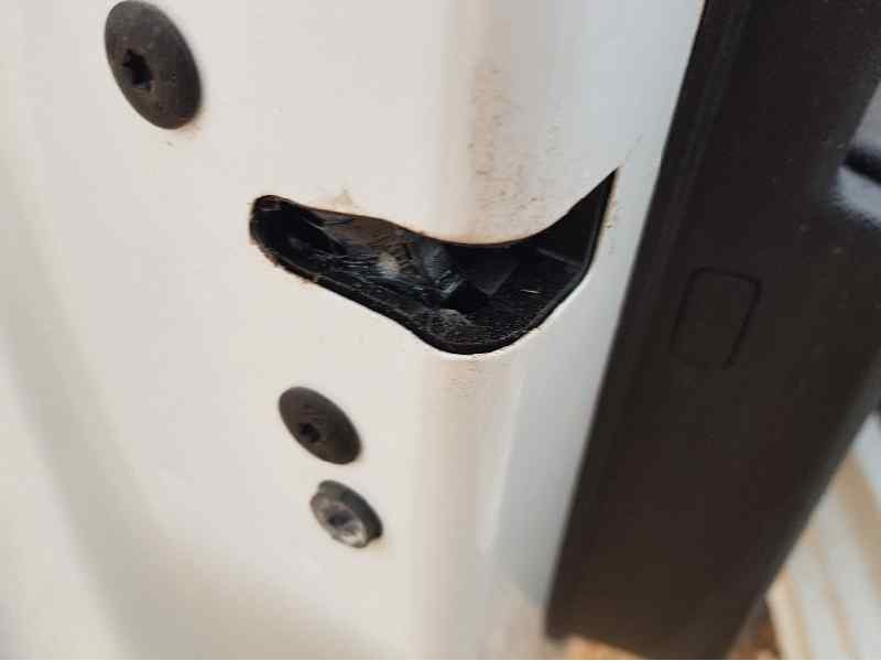 Recambio de cerradura puerta delantera izquierda para opel corsa f gs referencia OEM IAM 9844412380  