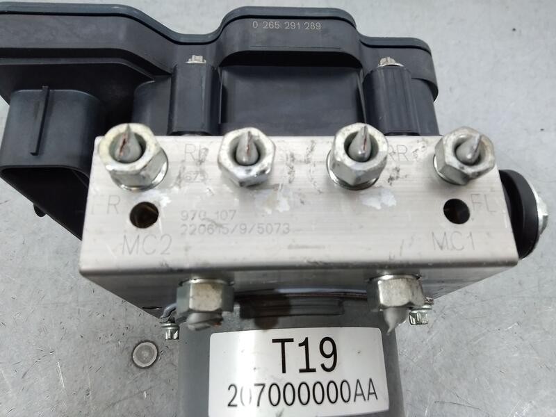 Recambio de abs para dr 4.0 ev referencia OEM IAM 2265106452  BOSCH