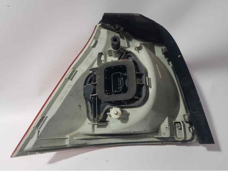 Recambio de piloto trasero derecho para volkswagen golf v berlina (1k1) trendline referencia OEM IAM 1K6945112P  EXTERIOR