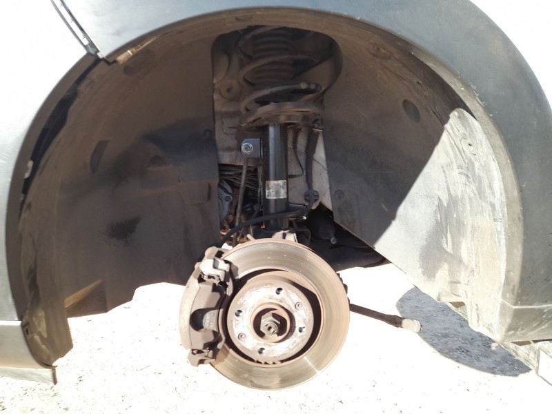 Recambio de plastico pase rueda del. izq. para citroën c3 iii (sx) 1.5 bluehdi 100 (sxyhyp, sxyhtu) referencia OEM IAM 981193128