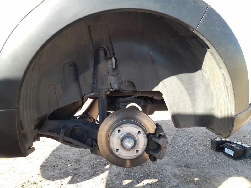 Recambio de plastico pase rueda tras. izq. para citroën c3 iii (sx) 1.5 bluehdi 100 (sxyhyp, sxyhtu) referencia OEM IAM 98119317