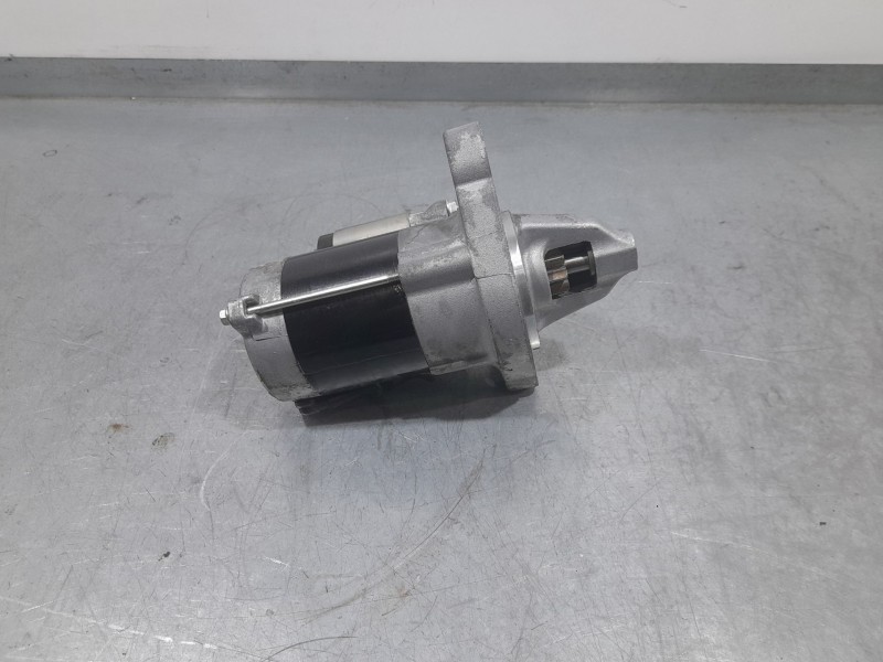 Recambio de motor arranque para toyota yaris active referencia OEM IAM 281000Q081 4280008631 DENSO