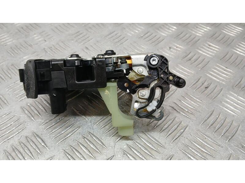 Recambio de cerradura puerta trasera derecha para dr 4.0 ev referencia OEM IAM 16893483  electrica