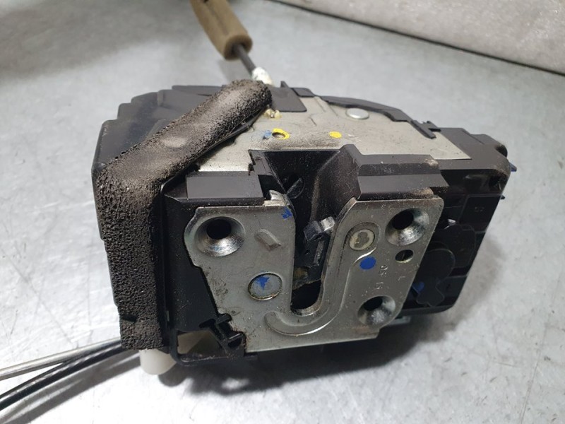 Recambio de cerradura puerta delantera izquierda para nissan pulsar (c13) acenta referencia OEM IAM SIN REF  6 PINES