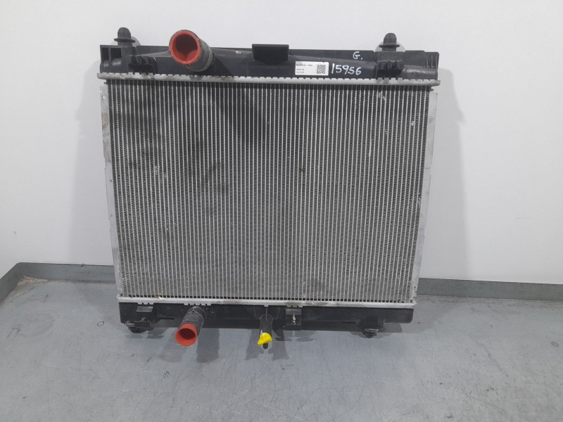 Recambio de radiador agua para toyota yaris active referencia OEM IAM MF422133 3845 