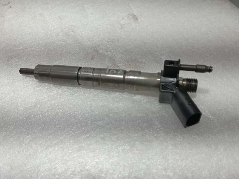 Recambio de inyector para bmw serie 7 (f01/f02) 3.0 turbodiesel referencia OEM IAM 780542803 0445116024 