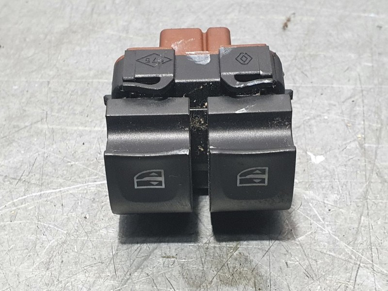 Recambio de mando elevalunas delantero izquierdo para renault clio iv limited referencia OEM IAM 254113300R 10023699 