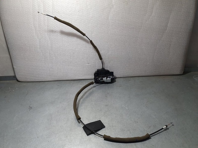 Recambio de cerradura puerta trasera derecha para nissan pulsar (c13) acenta referencia OEM IAM SIN REF  3 PINES
