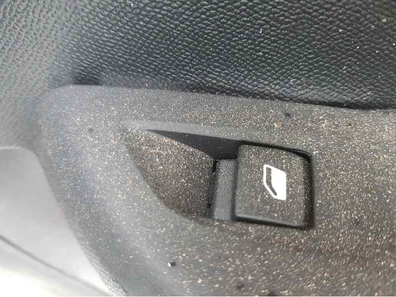 Recambio de mando elevalunas trasero derecho para opel corsa f gs referencia OEM IAM   