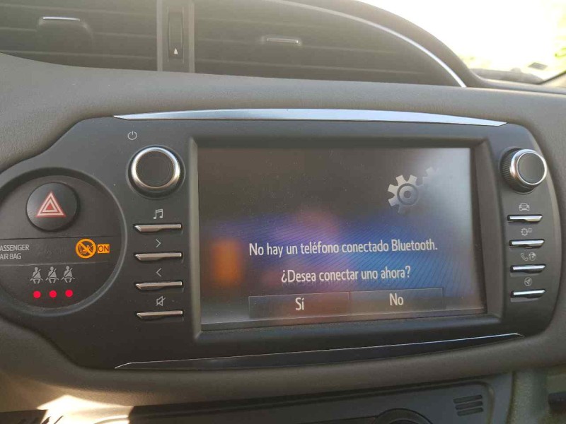 Recambio de sistema navegacion gps para toyota yaris active referencia OEM IAM 861400D320  