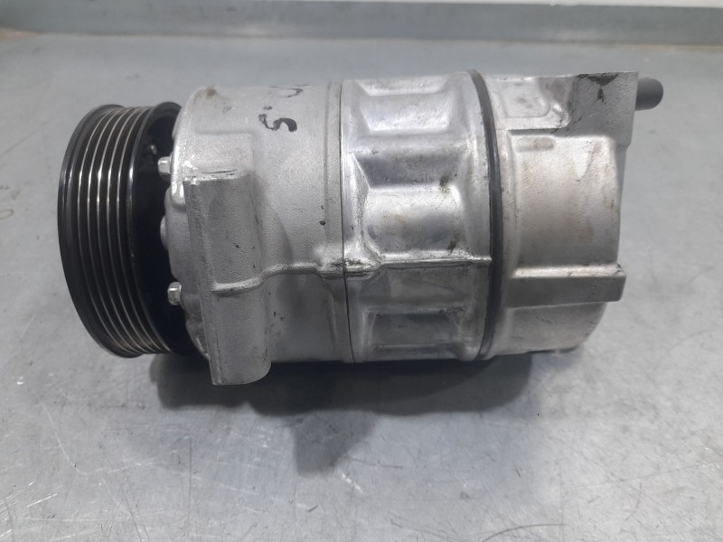 Recambio de compresor aire acondicionado para volkswagen golf vi (5k1) 1.6 tdi referencia OEM IAM 1K0820808F PXE16 SANDEN