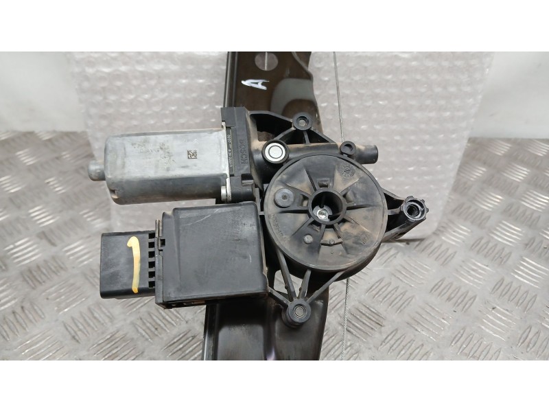 Recambio de elevalunas delantero izquierdo para opel vivaro c furgoneta (k0) 1.5 referencia OEM IAM 9840159480 ELECTRICO 6 PINS 