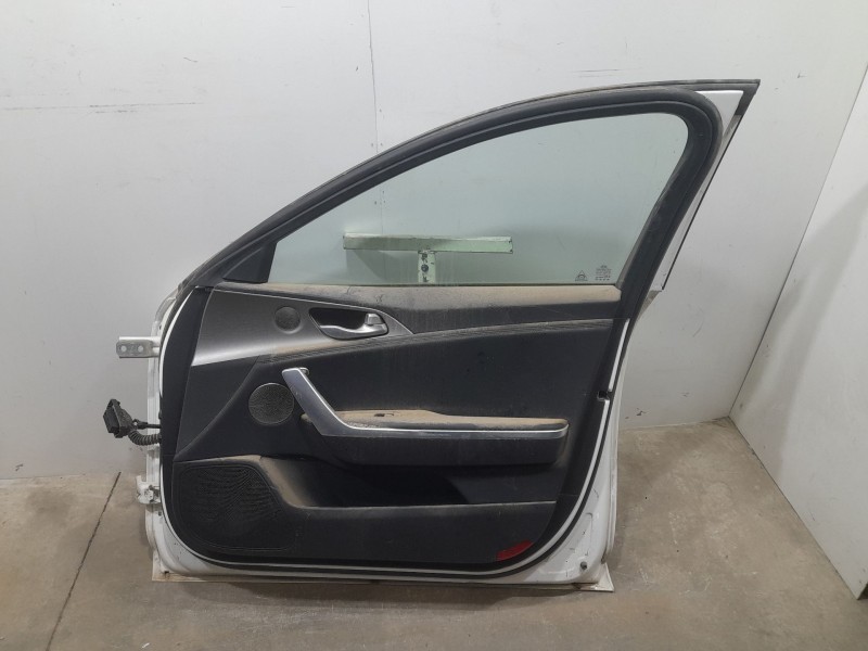 Recambio de puerta delantera derecha para kia stinger (ck) gt-line 2wd referencia OEM IAM   TOCADA