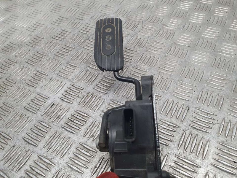 Recambio de potenciometro pedal para nissan nv 200 (m20) evalia premium referencia OEM IAM 18002BJ91A  