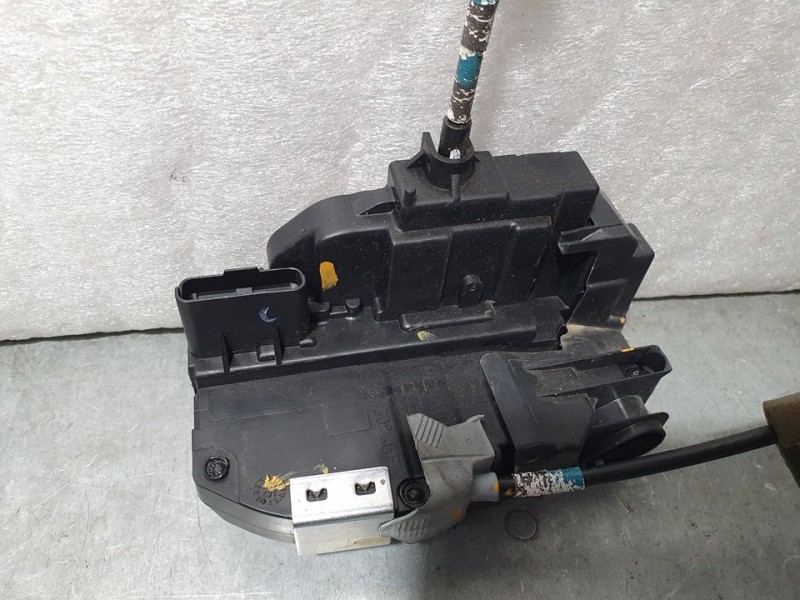 Recambio de cerradura puerta trasera izquierda para nissan pulsar (c13) acenta referencia OEM IAM SIN REF  3 PINES