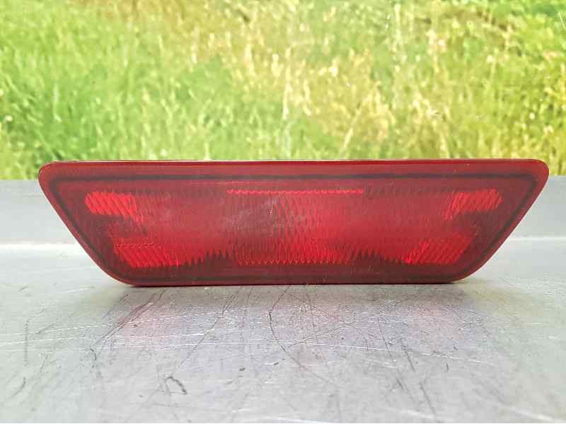 Recambio de faro antiniebla trasero central para nissan juke (f15) acenta referencia OEM IAM 26580ED50A  