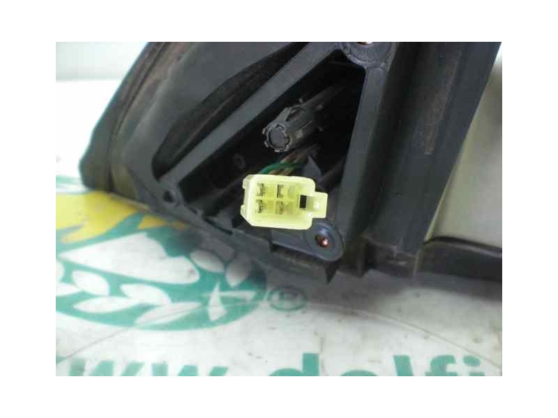 Recambio de retrovisor derecho para kia shuma 1.5 ls 4 berlina referencia OEM IAM   ELECTRICO