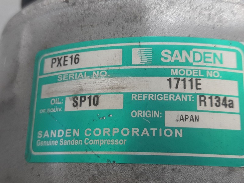 Recambio de compresor aire acondicionado para volkswagen golf vi (5k1) 1.6 tdi referencia OEM IAM 1K0820808F PXE16 SANDEN