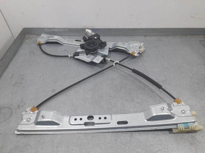 Recambio de elevalunas delantero derecho para dr 4.0 ev referencia OEM IAM J686104120  ELECTRICO