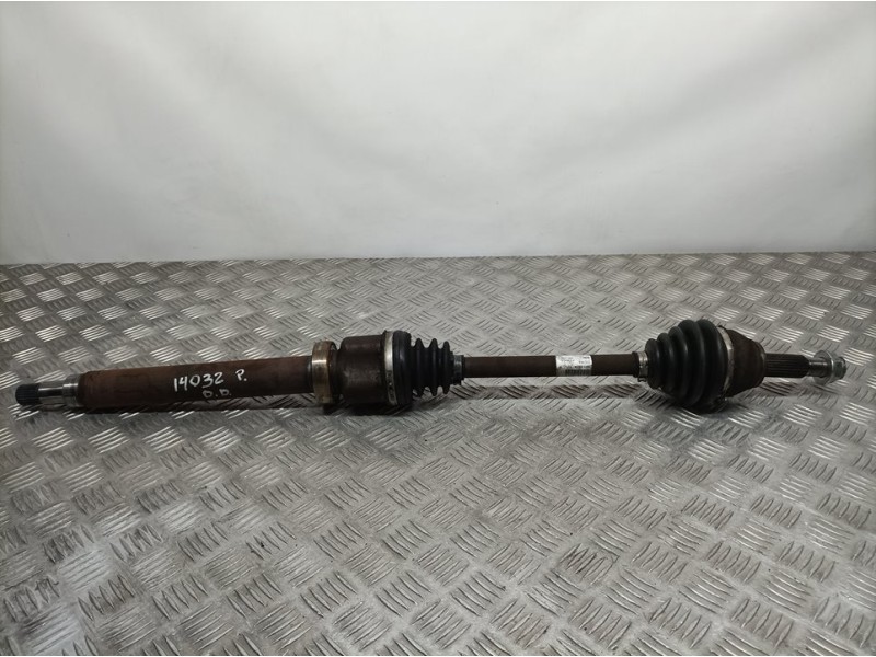 Recambio de transmision delantera derecha para ford fiesta (cb1) ghia referencia OEM IAM 8V513B436CA  