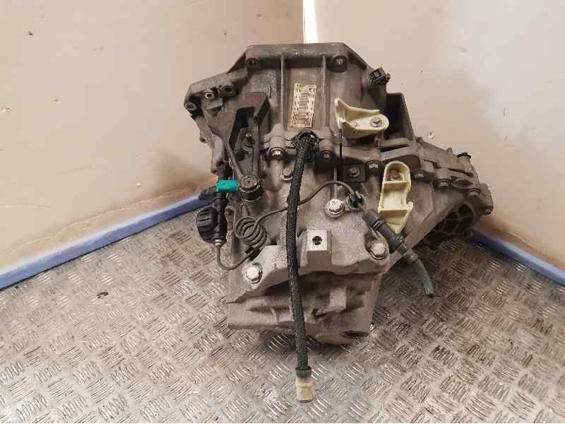 Recambio de caja cambios para renault megane iii coupe dinamique referencia OEM IAM ND4011 A010915 6VELOCIDADES