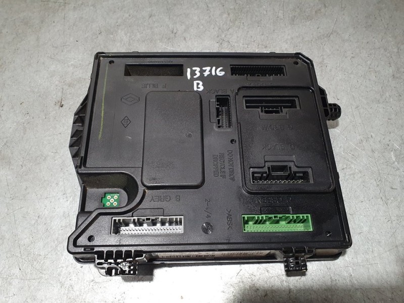 Recambio de modulo electronico para renault megane iii berlina 5 p dynamique referencia OEM IAM 284B17882R S180098101 CONTINENTA