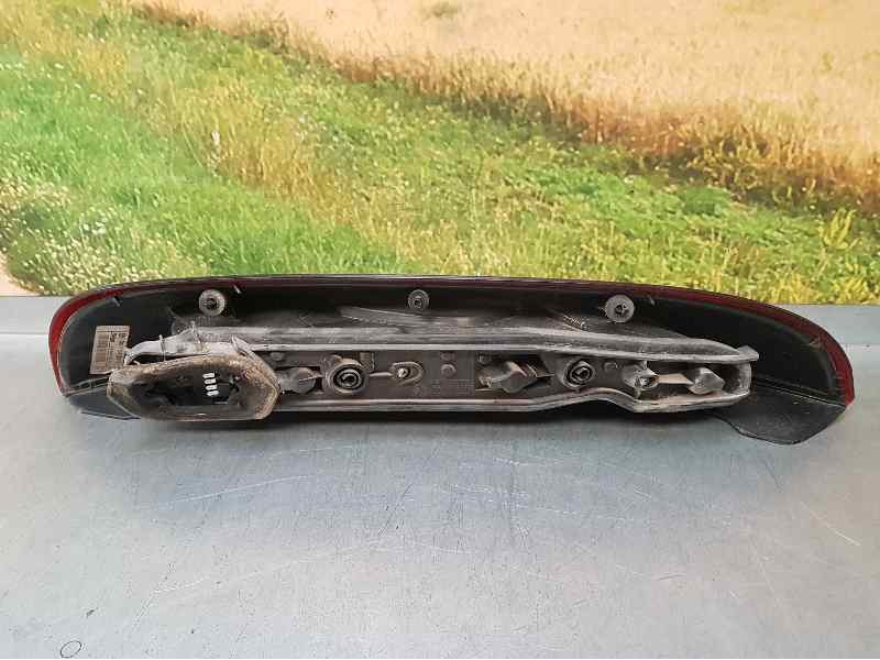 Recambio de piloto trasero derecho para opel corsa c first referencia OEM IAM 09114337 89302181 VALEO