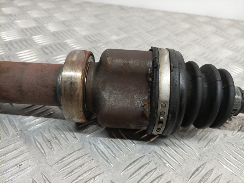 Recambio de transmision delantera derecha para ford fiesta (cb1) ghia referencia OEM IAM 8V513B436CA  