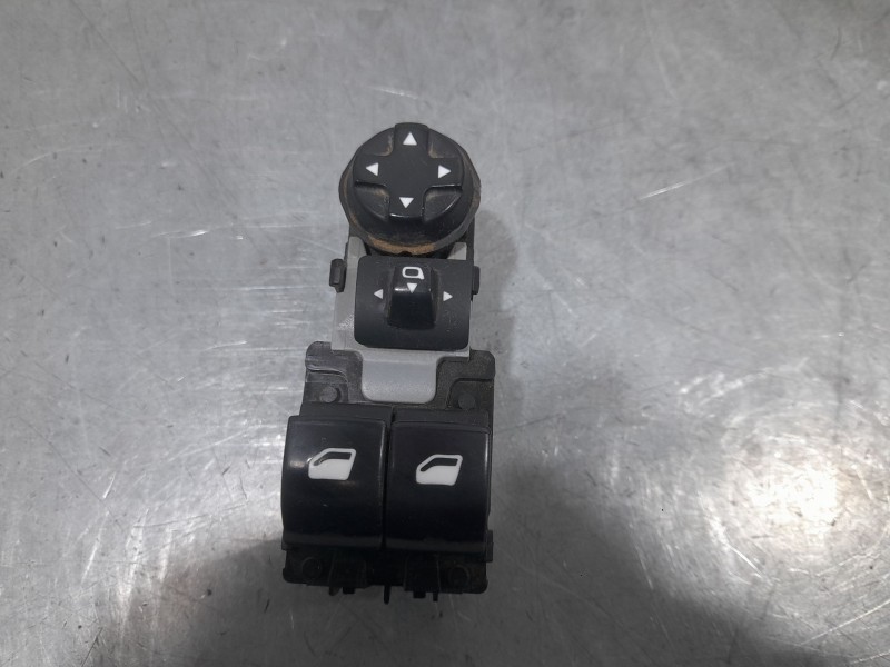 Recambio de mando elevalunas delantero izquierdo para opel vivaro c furgoneta (k0) 1.5 referencia OEM IAM 96784561ZD E31732 VALE