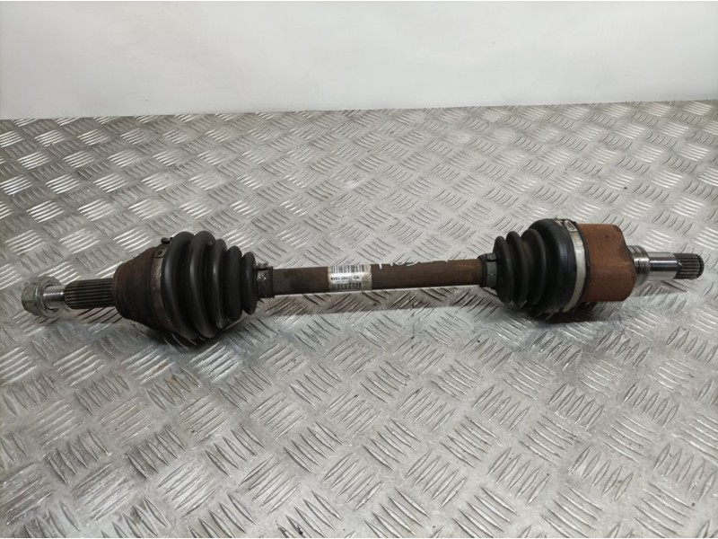 Recambio de transmision delantera izquierda para ford fiesta (cb1) ghia referencia OEM IAM 8V513B437CA  